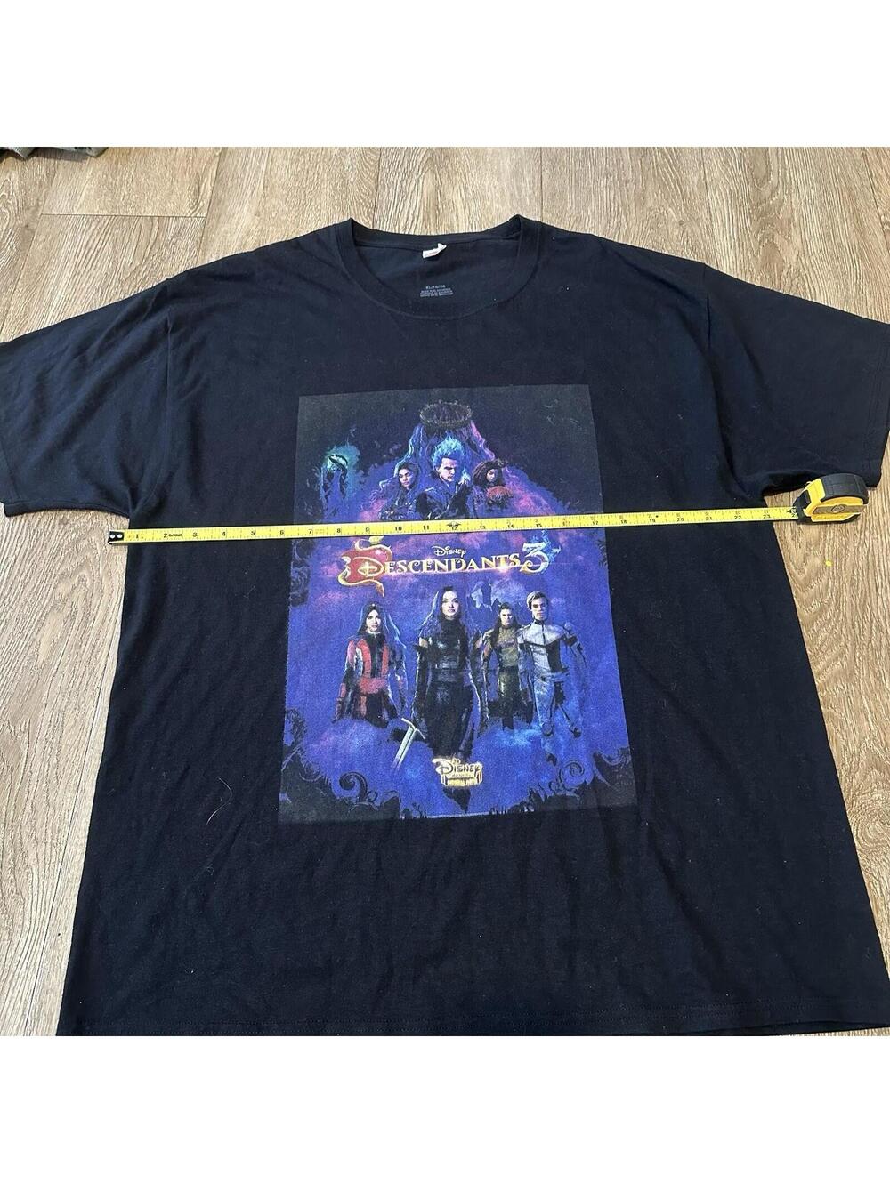 Disney’s Descendants 3 Tshirt XL